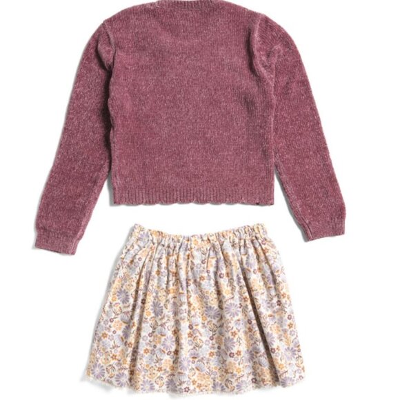 NWT MAX STUDIO Little Girls 2pc Chenille Cable Sweater & Floral Skirt Set Size 5 - Picture 2 of 13